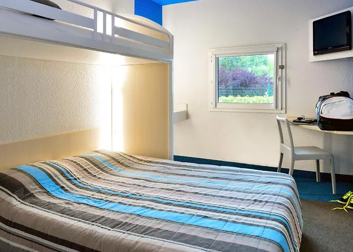 Krystal Hotel
